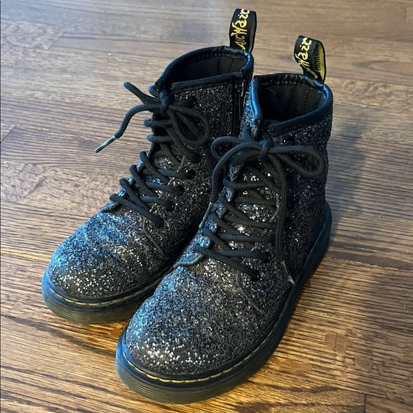 DR MARTENS BLACK GLITTER BOOTS SIZE US 13 - Picture 4 of 11